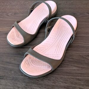 Crocs Cleo Sandle Size 7